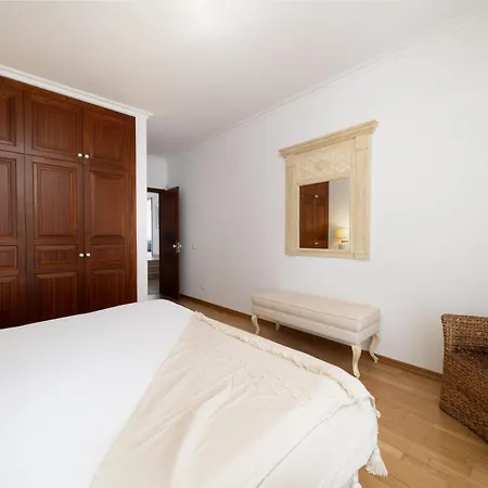 Βίλα Charming With Private Pool By Lovelystay *