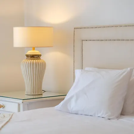 Charming With Private Pool By Lovelystay * Αλμπουφέιρα