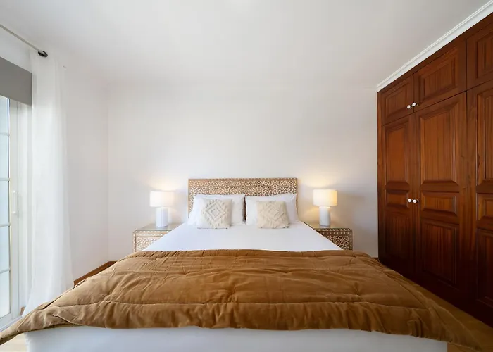 Charming With Private Pool By Lovelystay * Albufeira