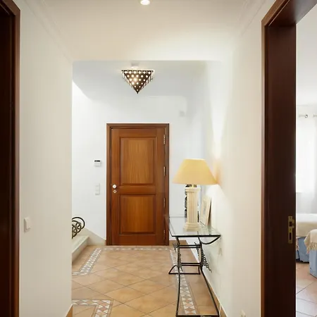 Charming With Private Pool By Lovelystay Albufeira