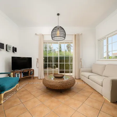 Charming With Private Pool By Lovelystay 别墅 *