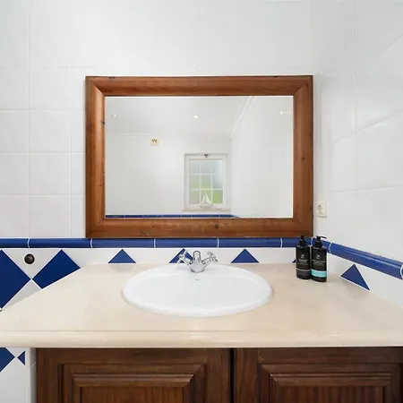 Charming With Private Pool By Lovelystay * Albufeira