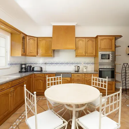 Charming With Private Pool By Lovelystay Willa *