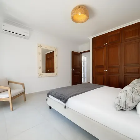 Charming With Private Pool By Lovelystay Willa Albufeira